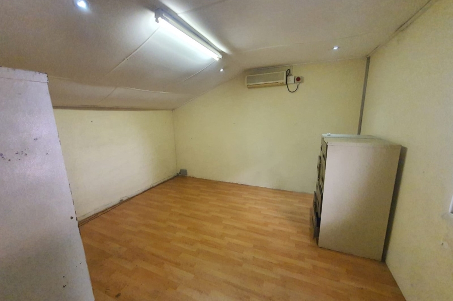 Commercial Property for Sale in Sidwell Eastern Cape